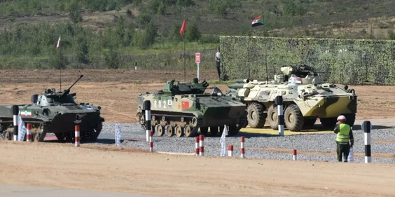 ZBD03步兵戰(zhàn)車亮相“空降排”，92A輪式裝甲車再戰(zhàn)“晴空”